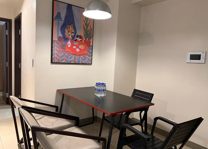 Modern Cozy 2br Next To Okada, Near Moa & Naia Manila