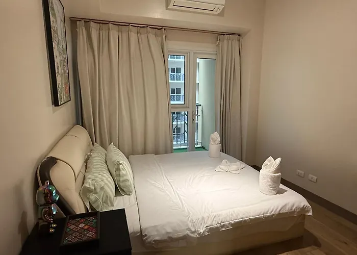 Modern Cozy 2br Next To Okada, Near Moa & Naia *