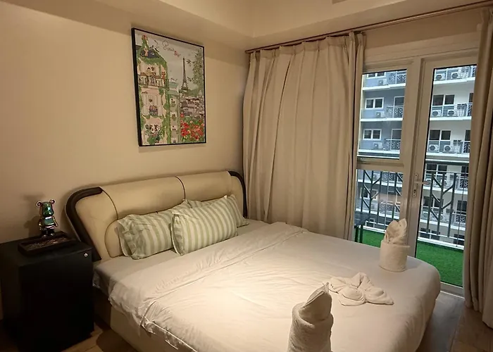 Modern Cozy 2br Next To Okada, Near Moa & Naia * Manila