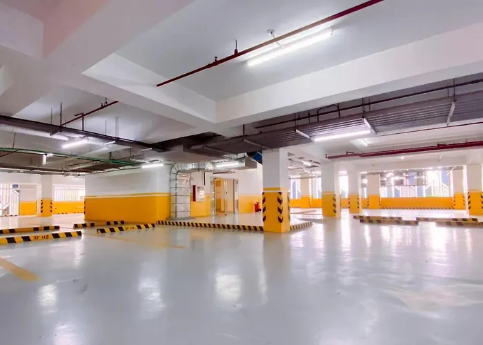 Modern Cozy 2br Next To Okada, Near Moa & Naia *